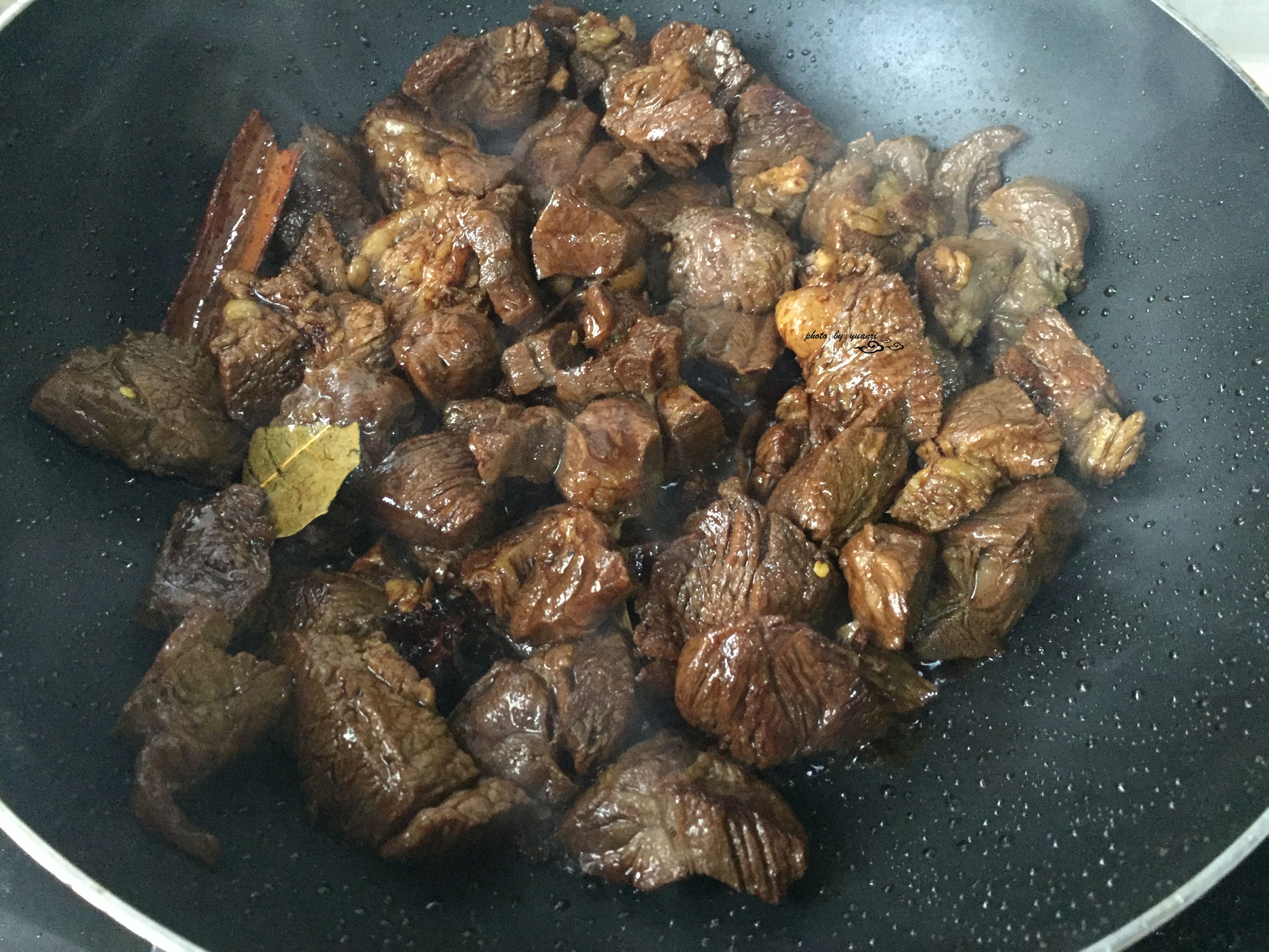 胡萝卜土豆炖牛肉步骤10