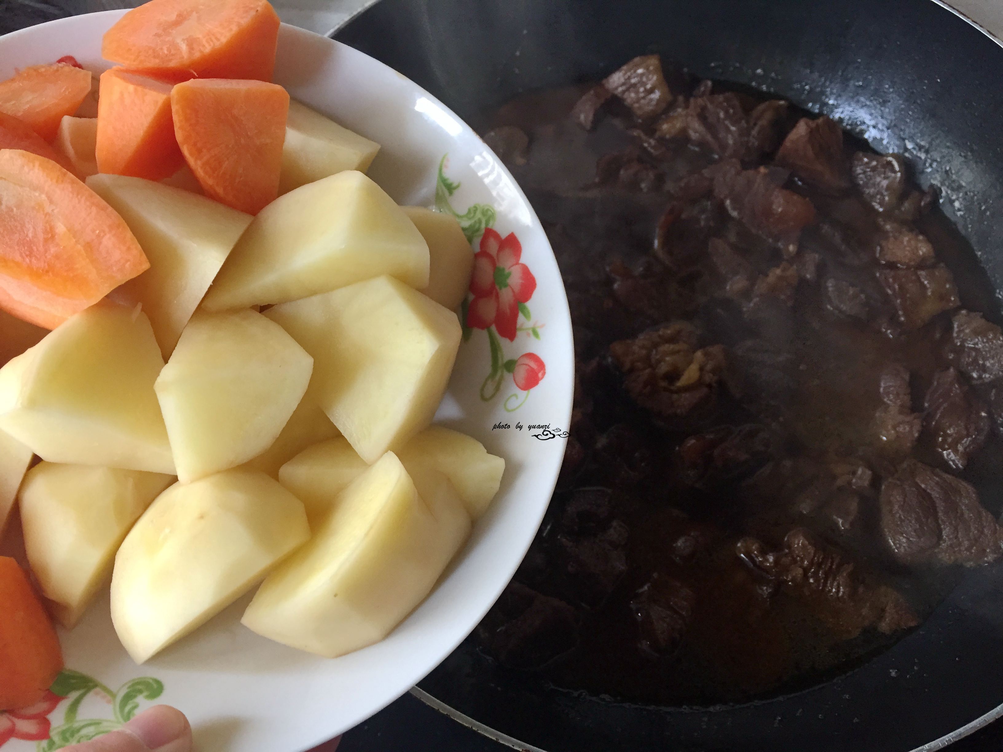 胡萝卜土豆炖牛肉步骤12