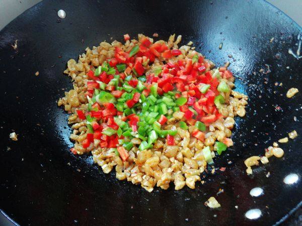 酸萝卜炒牛肉步骤6