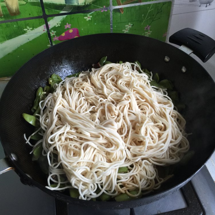 豆角牛肉焖面步骤10