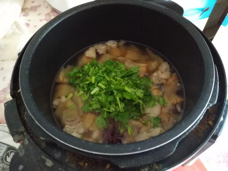 猴头菇炖牛肉步骤7