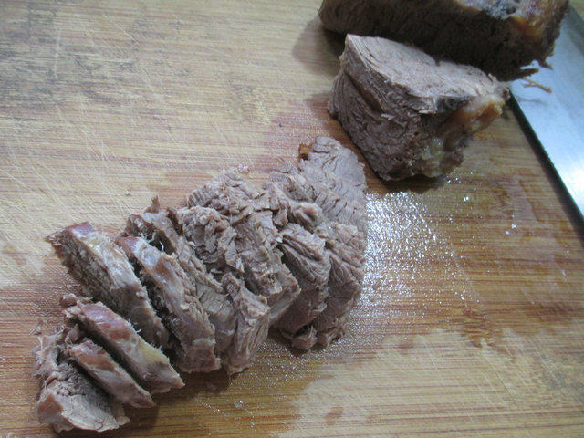 白切牛肉步骤8