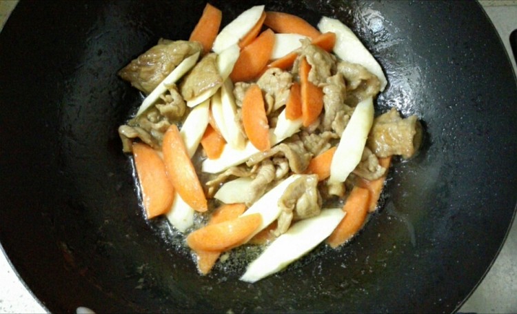 山药炒牛肉步骤4