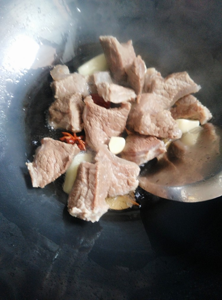 番茄炖牛肉步骤8