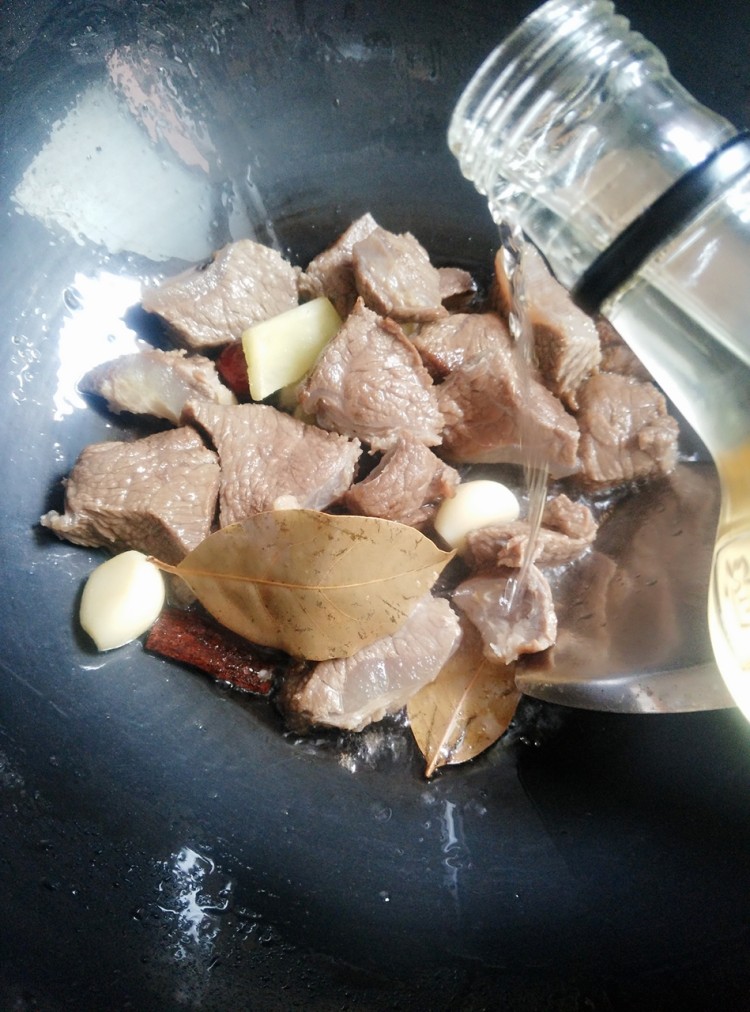 番茄炖牛肉步骤9
