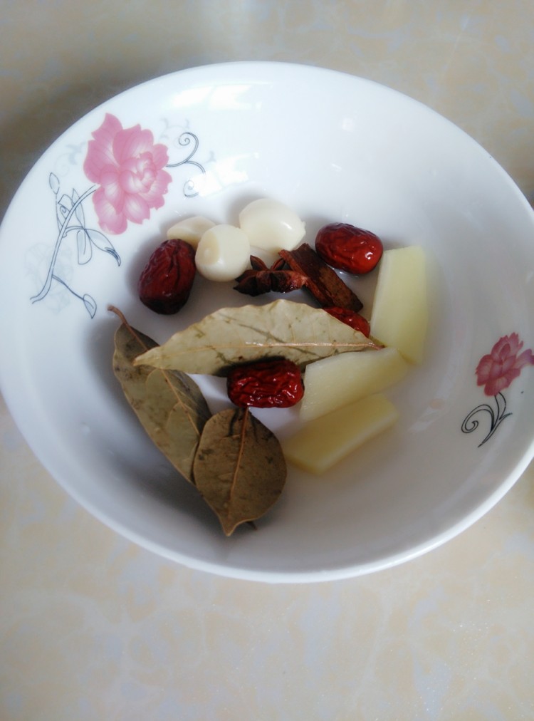 番茄炖牛肉步骤5