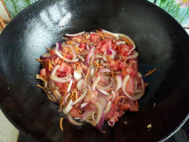 牛肉茄汁螺旋面步骤7