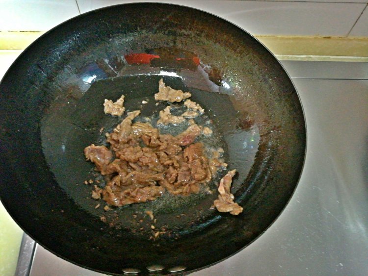 葱香牛肉干豆腐步骤3