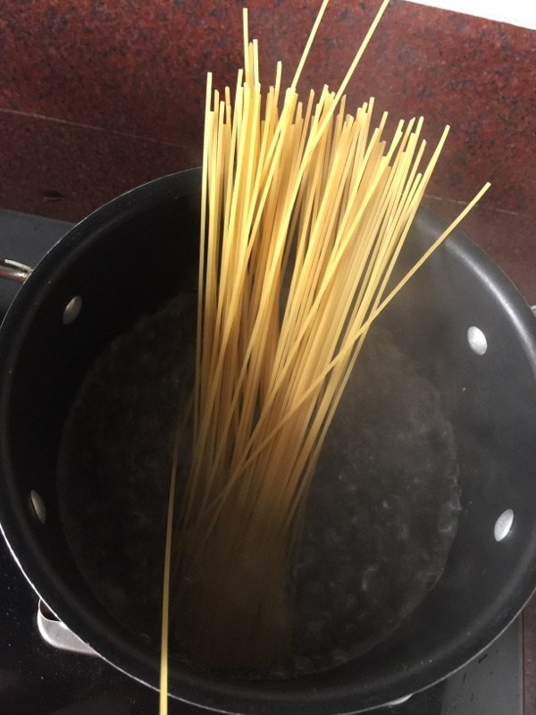 番茄咖喱牛肉意面#此步骤2