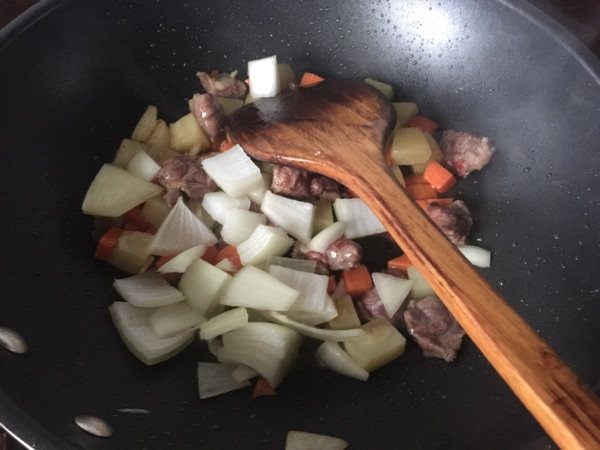 番茄咖喱牛肉意面#此步骤6