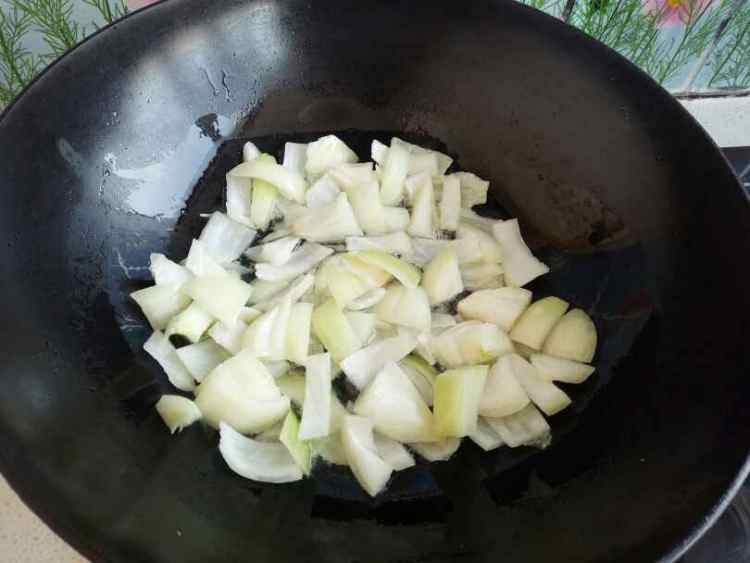 西红柿洋葱土豆炖牛肉步骤5