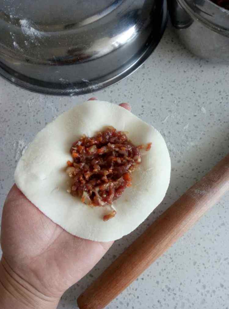 牛肉洋葱馅饼步骤8