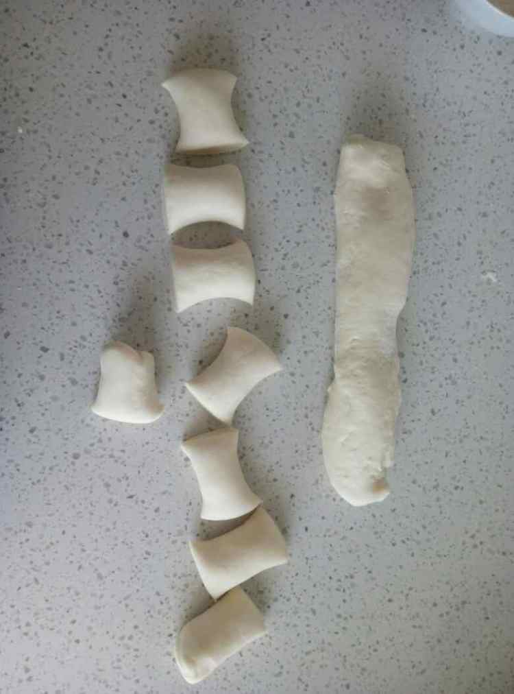牛肉洋葱馅饼步骤6