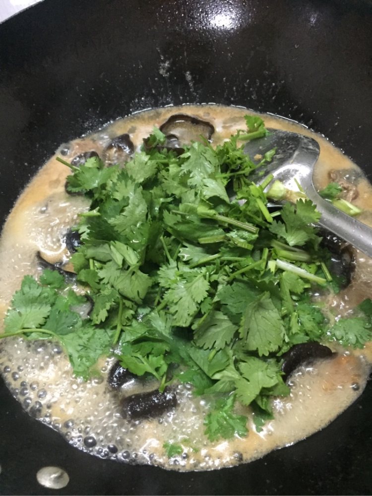 木耳番茄牛肉汤步骤7