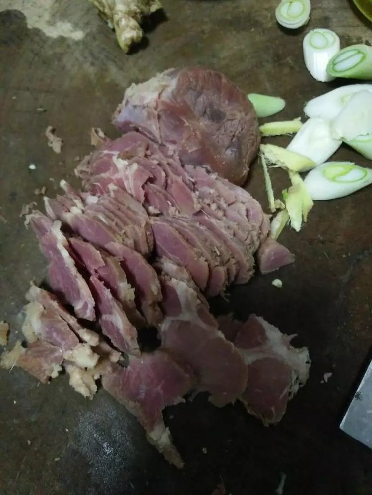 青椒牛肉片步骤2