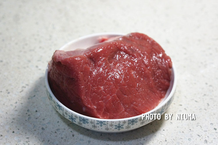 牛肉千张青菜汤#本味步骤2