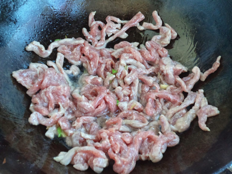 芫爆牛肉丝#本味家乡步骤8