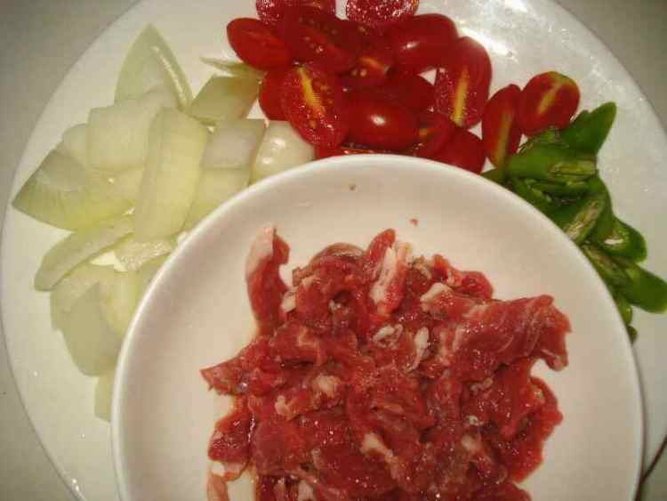 牛肉车轮意面#圣诞美步骤2