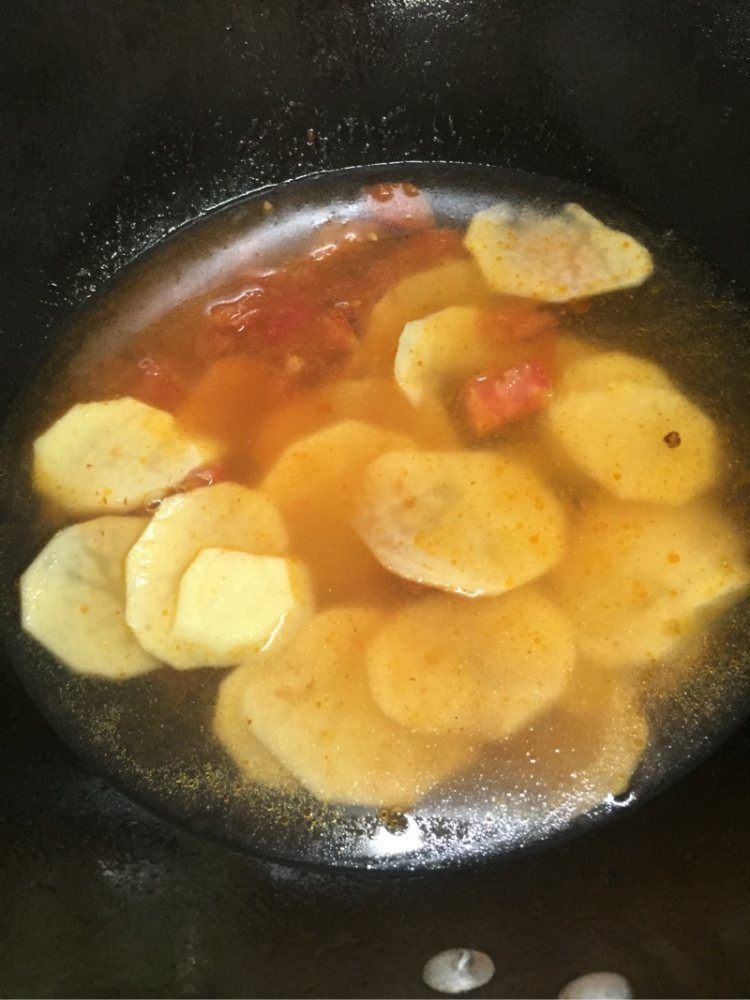 番茄土豆片煮牛肉步骤6