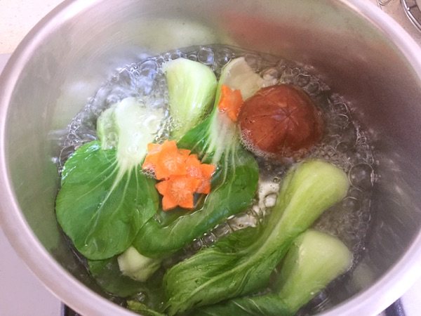 牛肉蝴蝶结意面步骤3