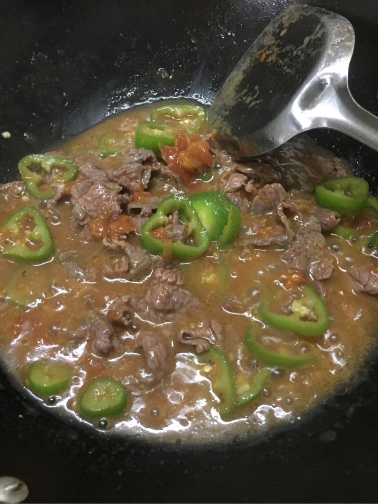 番茄青椒烩牛肉步骤7
