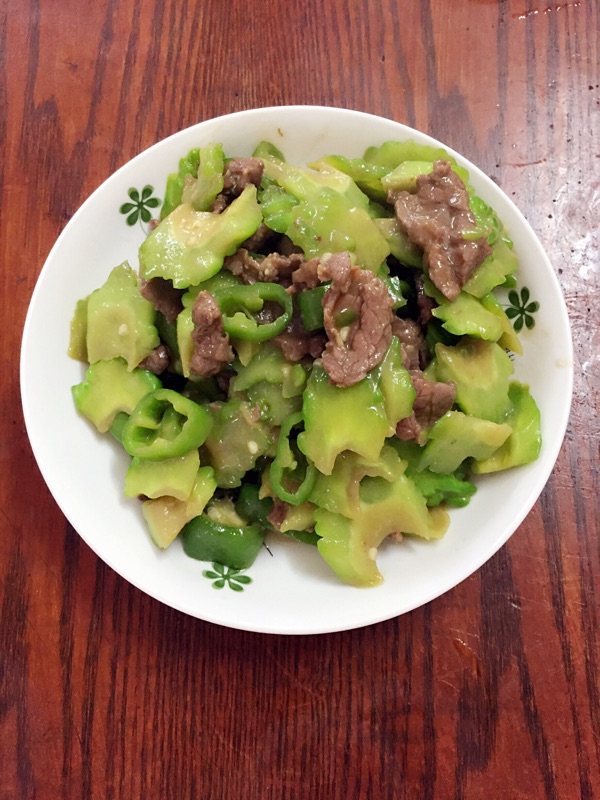 尖椒苦瓜炒牛肉步骤8