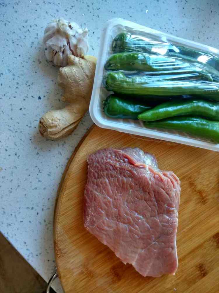 辣炒牛肉步骤1