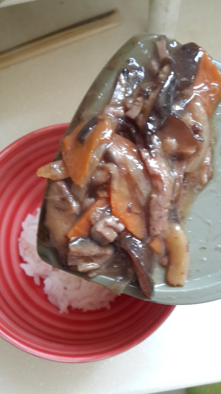 酱汁牛肉盖饭步骤5
