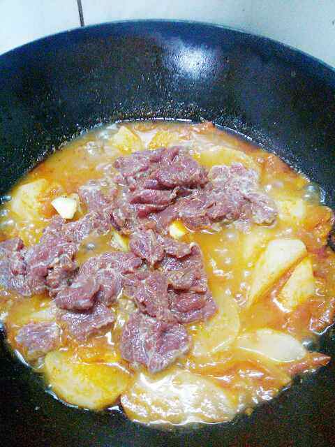 酸汤萝卜煮牛肉步骤9