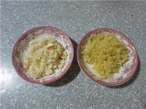 香菇牛肉拌饭酱步骤5