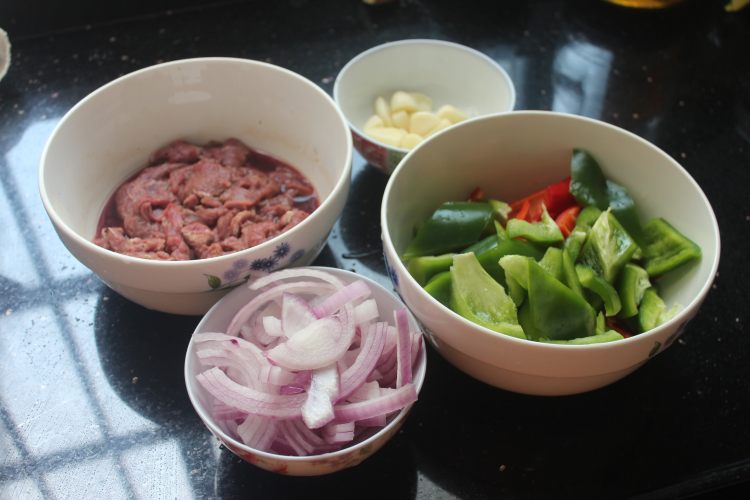 黑椒牛肉步骤2