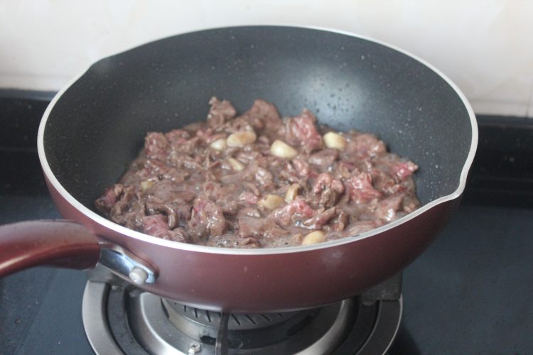 黑椒牛肉步骤5
