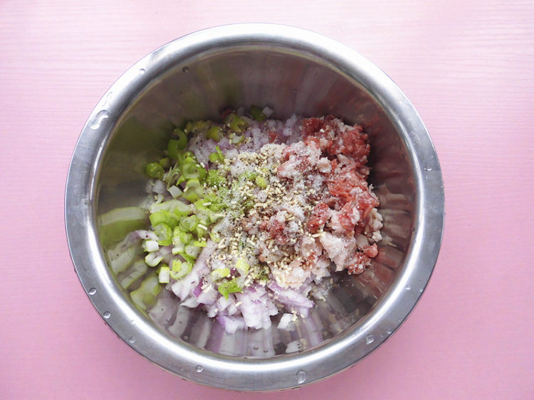 牛肉烧麦步骤2