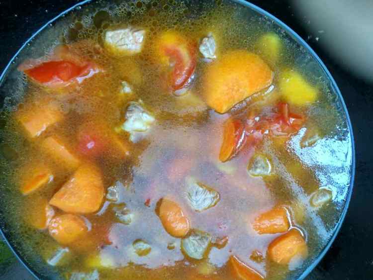 番茄胡萝卜炖牛肉步骤7