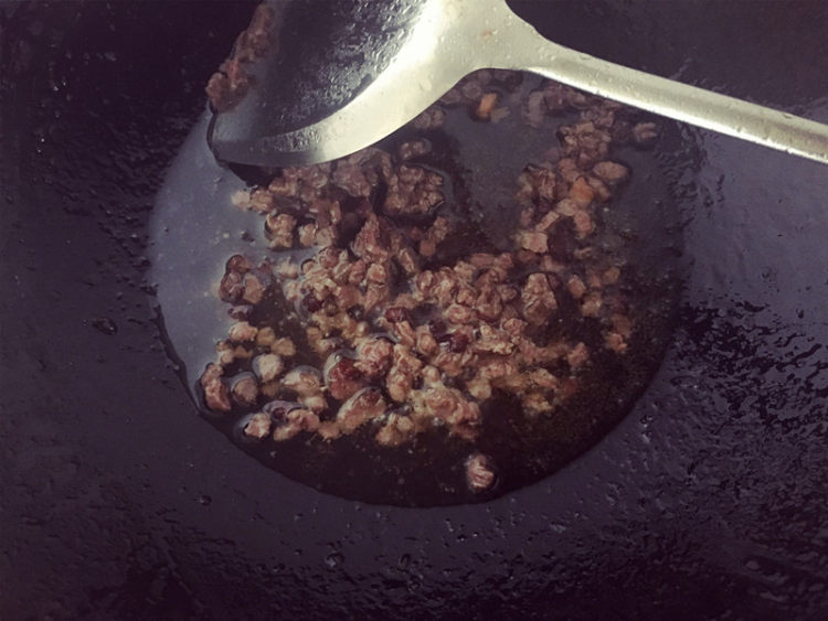 芝士焗番茄牛肉意面步骤3