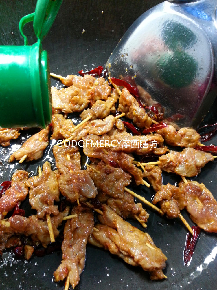 茴香孜然牙签牛肉步骤6