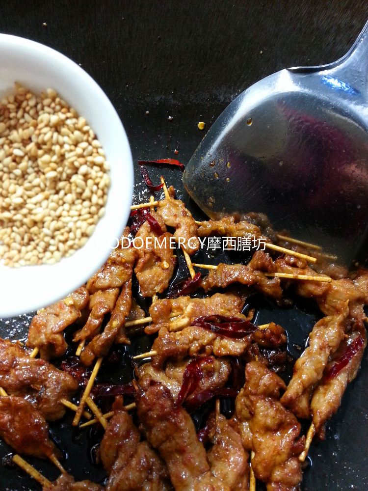茴香孜然牙签牛肉步骤7