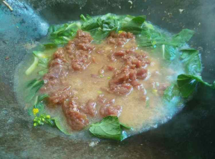 潮汕湿炒牛肉面步骤6