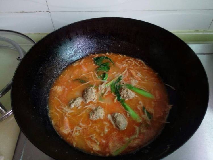虾黄牛丸汤步骤7