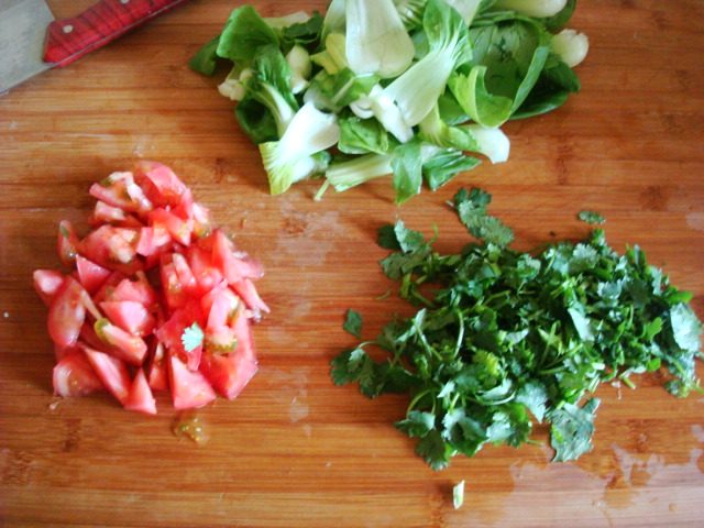 番茄油菜牛肉汤步骤6