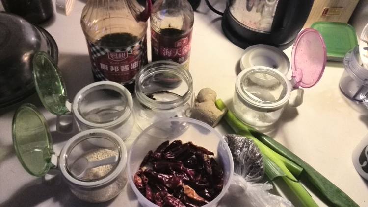 家庭版酱牛肉步骤1