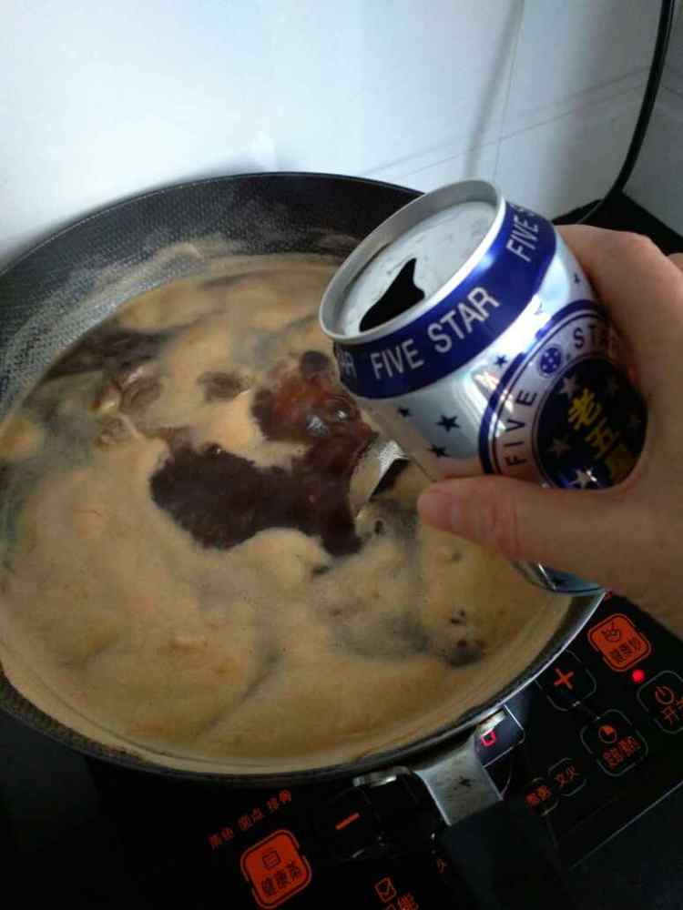 土豆花生烧牛肉步骤6