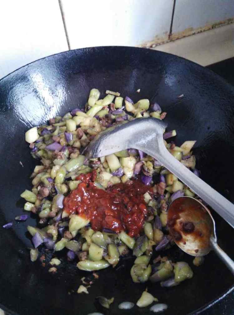 茄子牛肉酱凉面#新鲜步骤7