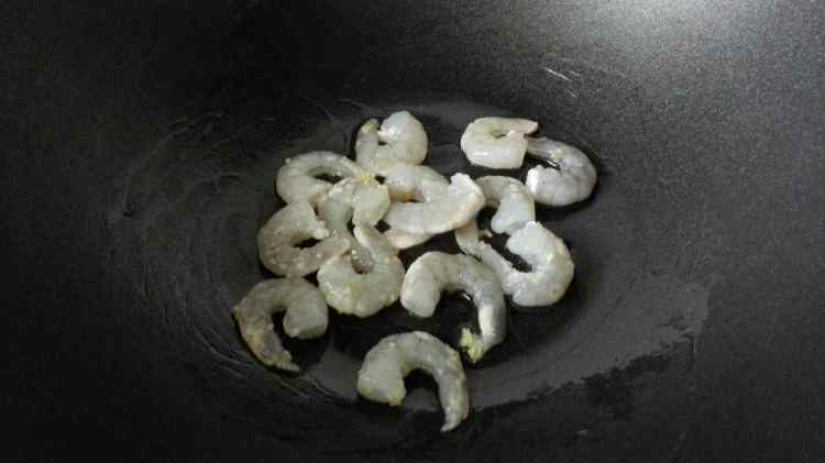 牛肉鲜虾杂蔬焖饭#新步骤4