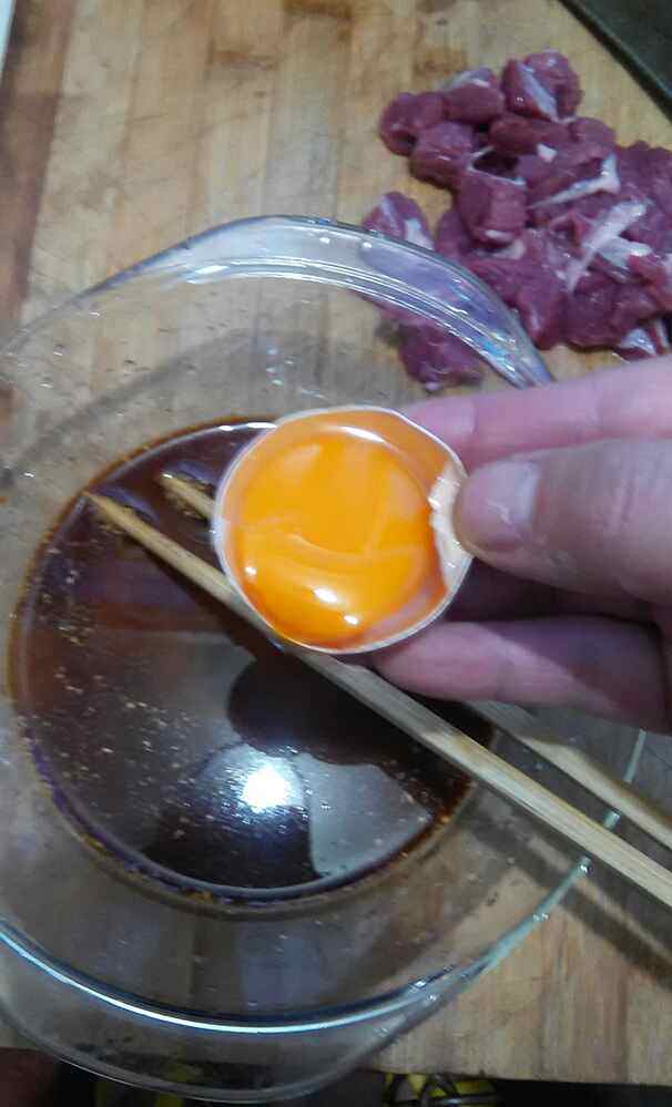 豌豆牛肉粒步骤3