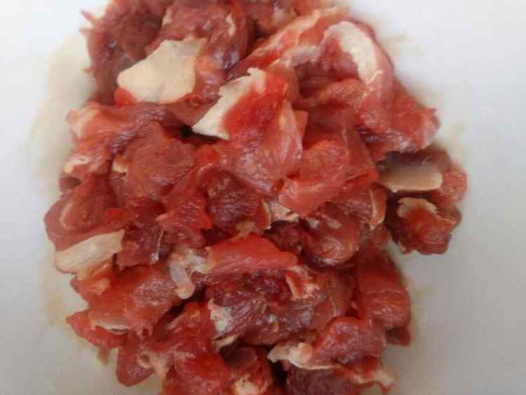 牛肉香菇酱#多效护理步骤1