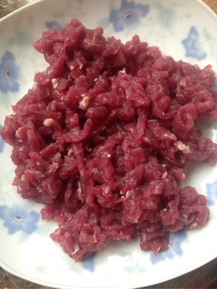 蒜苗烧牛肉步骤3