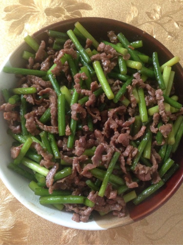 蒜苗烧牛肉步骤8