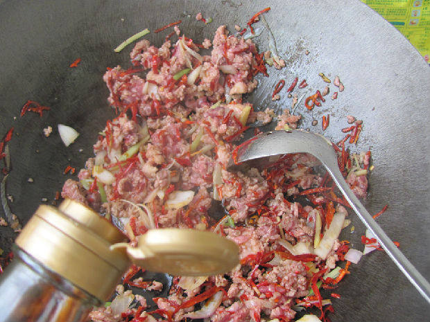 香辣牛肉#多效护理一步骤4