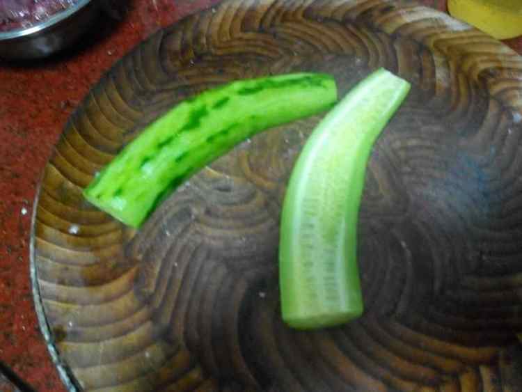 牛肉炒黄瓜步骤1